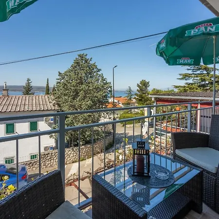 Opacak Apartment *